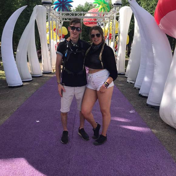 Meet your Posher, Kristelle - Picture 1 of 1